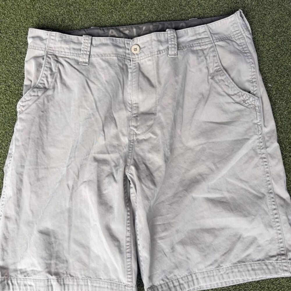 Arizona Men's Grey and Blue Shorts
